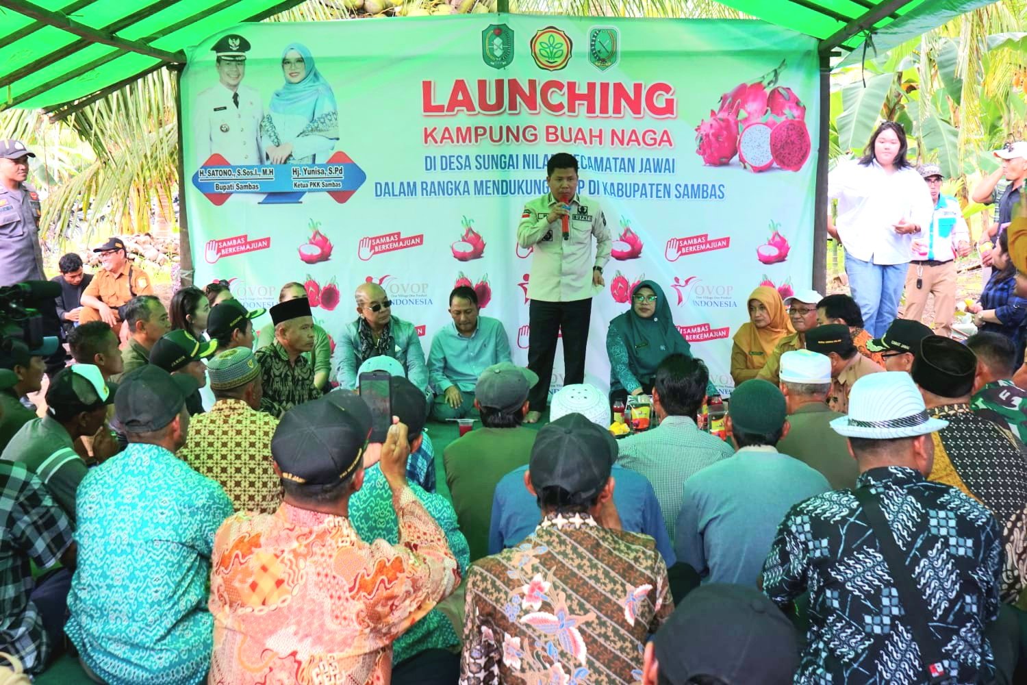 Satono Resmikan Bangsal Pascapanen dan Launching Kampung Buah Naga di Sungai Nilam