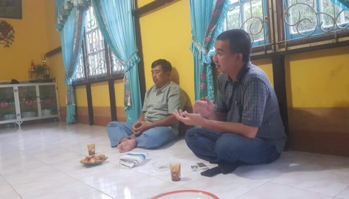 Bakal Calon Bupati Kubu Raya Fauzan Blusukan ke Sungai Asam, Dengar Langsung Keluhan Masyarakat