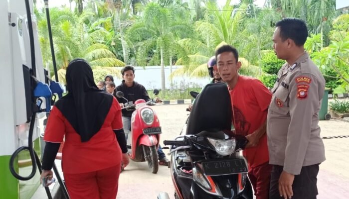 Polsek Sungai Pinyuh Cek SPBU di Wilayah Hukum Mereka untuk Antisipasi Kecurangan Selama Mudik Lebaran