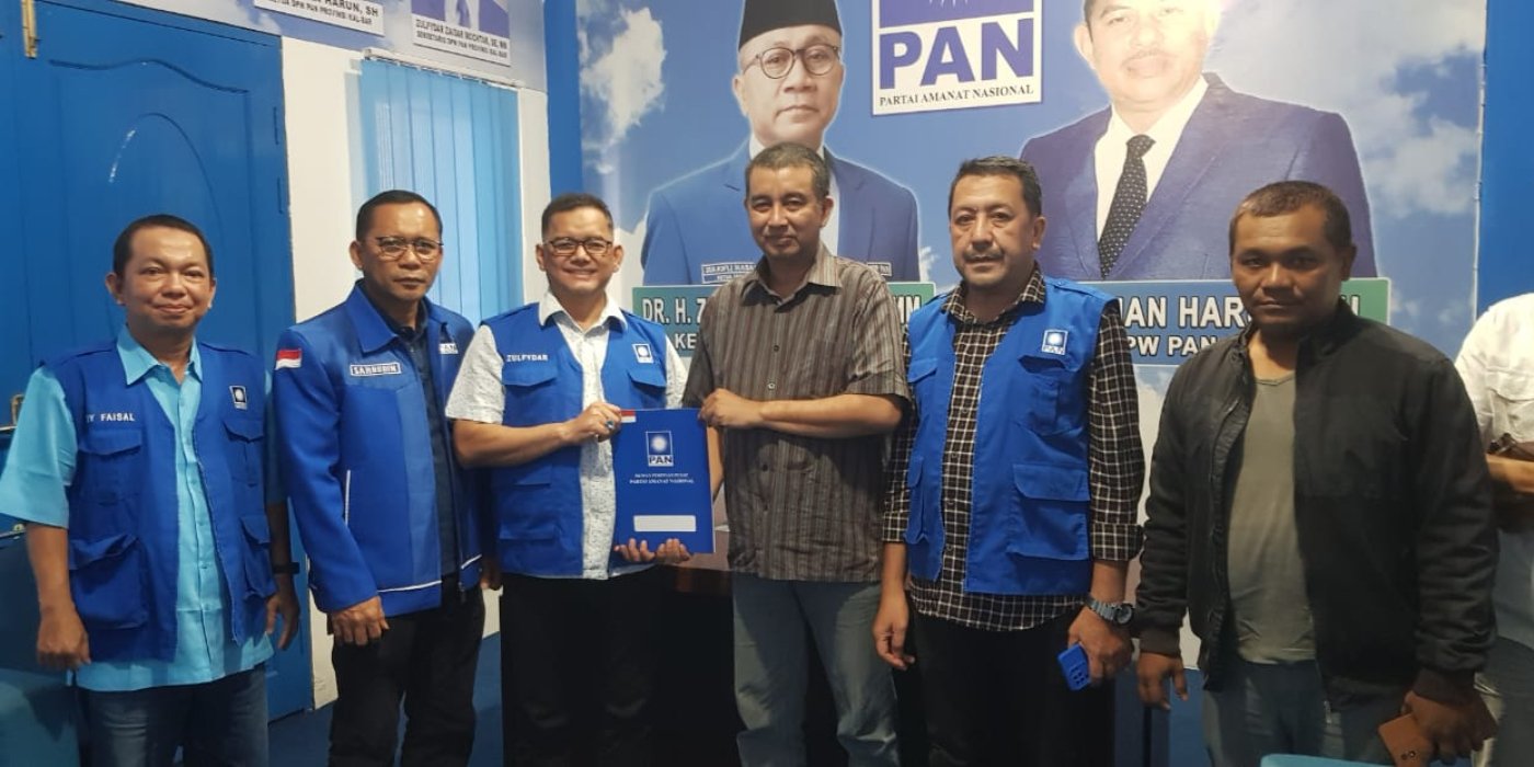 Penyerahan Rekomendasi PAN kepada H. Mohammad Fauzan sebagai Bakal Calon Bupati Kubu Raya Periode 2025-2030 dalam kontestasi Pilkada 2024 mendatang