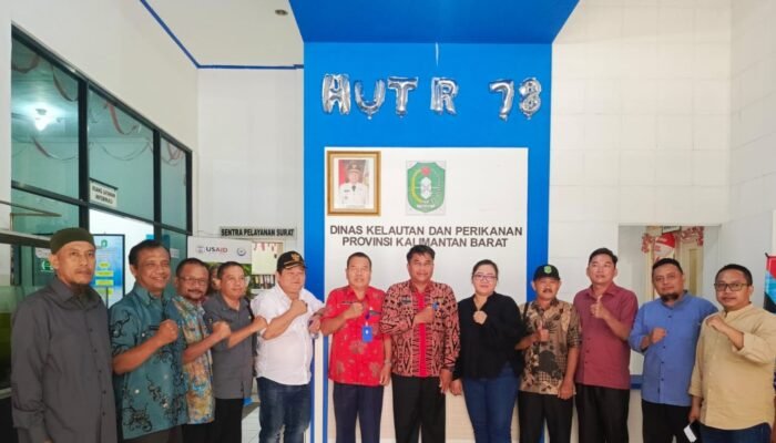 Sekretaris DPPKH Sambas Dampingi Kunker Komisi II DPRD ke Dinas Perikanan Provinsi Kalbar