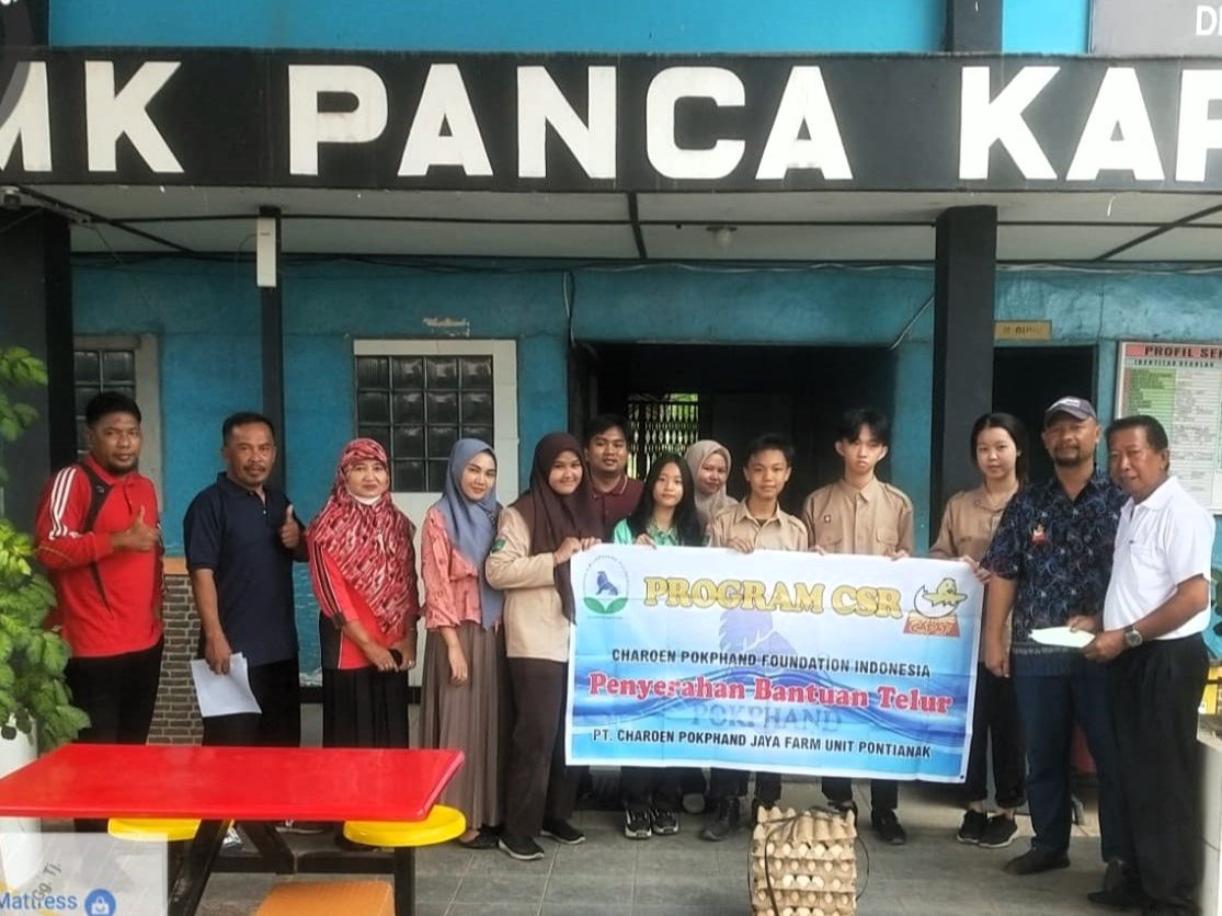 SMK Pancakarsa Sungai Pinyuh Senang dapat Bantuan CSR 3.600 Butir Telur Ayam