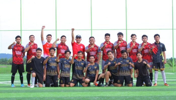 Pererat Silaturahmi, Jajaran Rutan Sambas Bermain Mini Soccer Bersama Aliansi Jurnalis