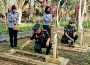 Hari Pengayoman ke-79, Jajaran Kumham Sambas Upacara Ziarah ke Makam Pahlawan