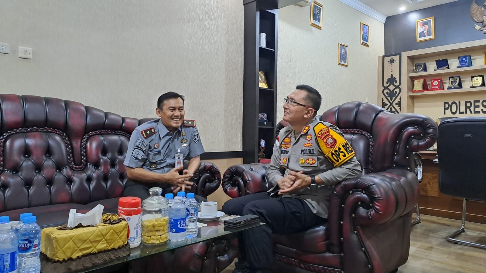 Karutan Sambas, Andriyas daat bersilaturahmi dengan Kapolres Sambas, AKBP Sugiyatmo, Selasa 10 September 2024.