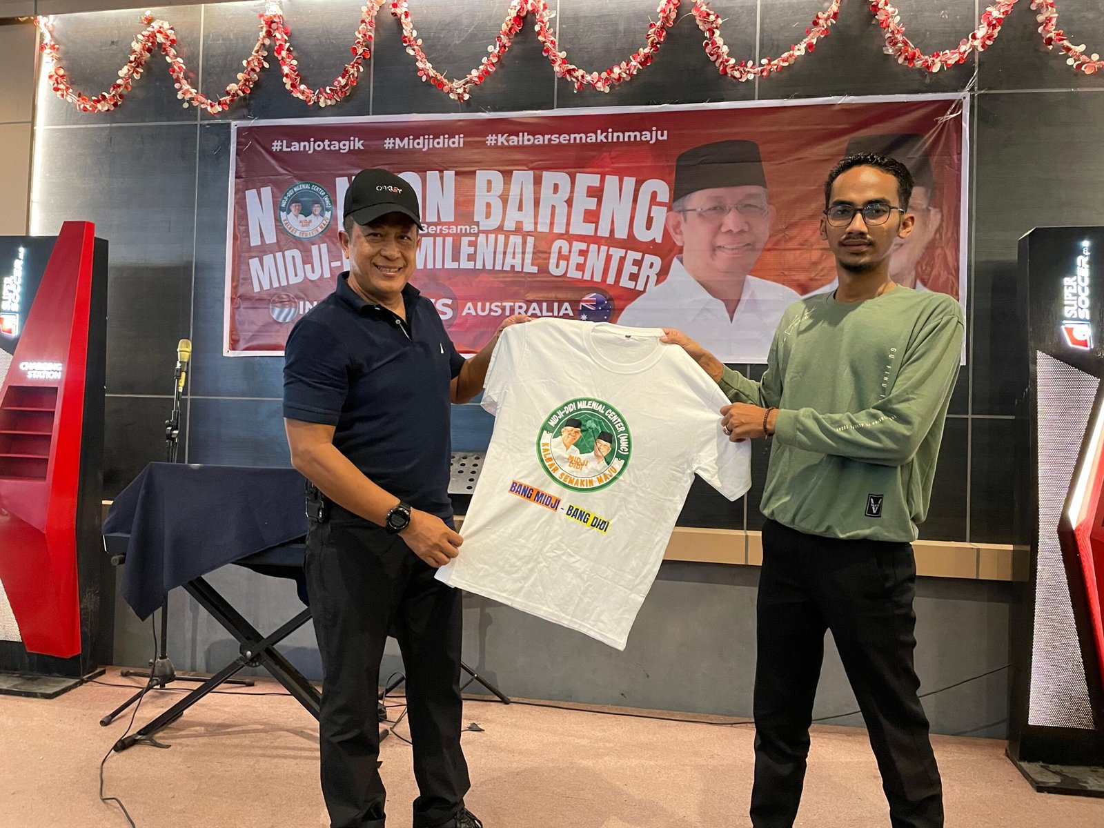 Didi Haryono nobar Indonesia - Australia bersama milenial, Selasa 10 September 2024.