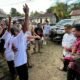 Ria Norsan disambut masyarakat Menyuke Hulu, Kabupaten Landak.