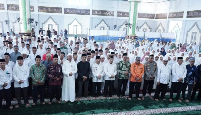 Bupati Sambas Minta Pelayanan kepada Jemaah Haji Terus Ditingkatkan