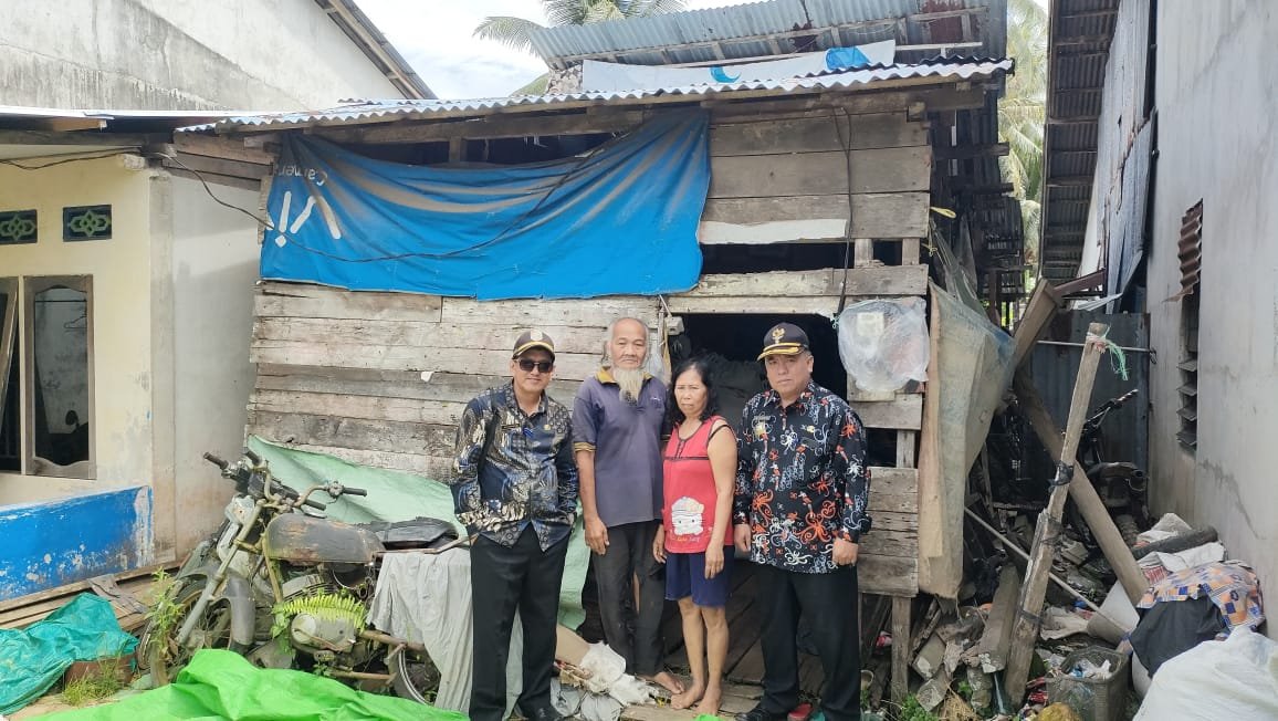 Hidup Serba Kekurangan, Pasutri di Sungai Pinyuh Tempati Rumah Tak Layak Huni