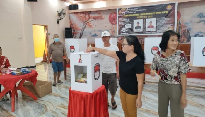 Pemilihan Ketua Yayasan Tri Dharma Bhakti Sungai Pinyuh Berlangsung Demokratis