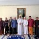 Ria Norsan silaturahmi ke Habib Helmi Al Hinduan Singkawang.
