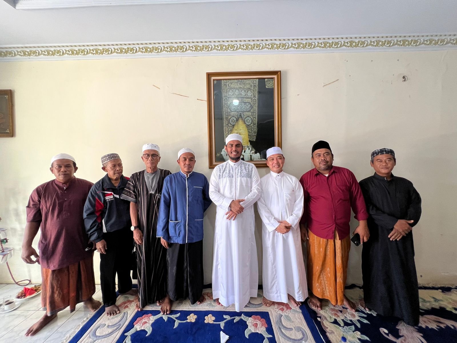 Ria Norsan silaturahmi ke Habib Helmi Al Hinduan Singkawang.