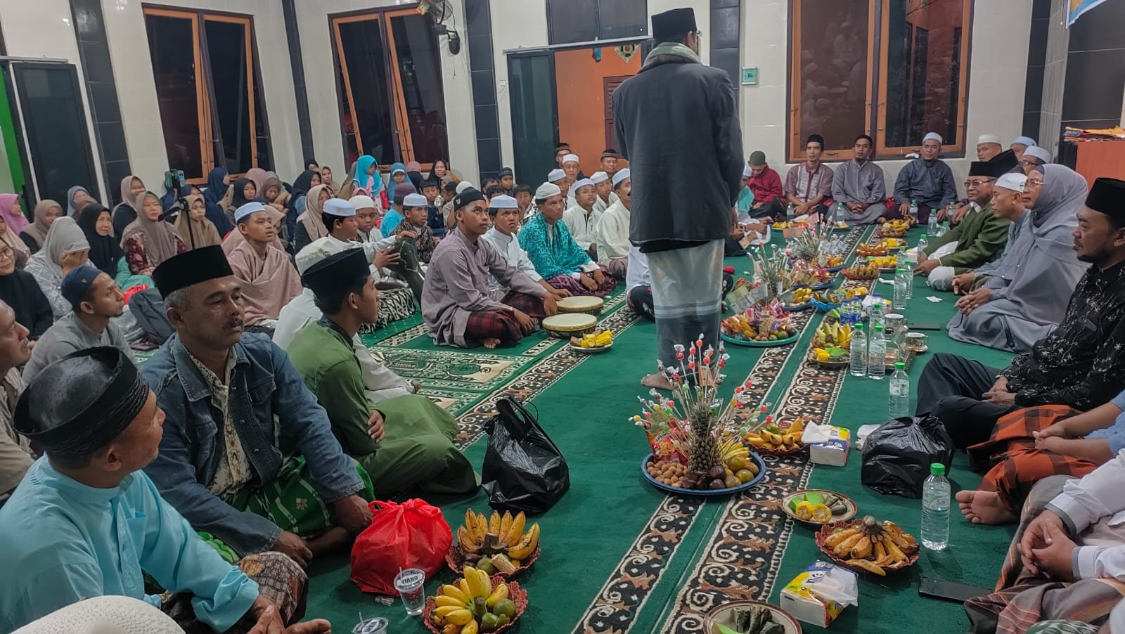 Warga Gang Reformasi Sungai Pinyuh Peringati Maulid Nabi Muhammad SAW 1446 H