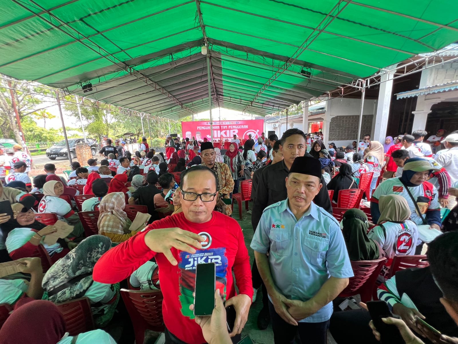 Sujiwo minta pendukungnya menangkan Ria Norsan di Pilgub Kalbar.