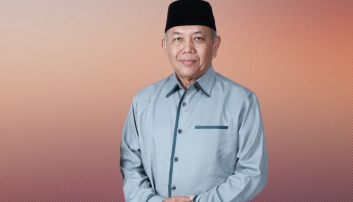 Profil Juli Suryadi, Birokrat Pendamping Erlina di Pilkada Mempawah