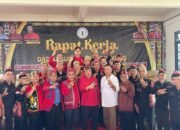 Tokoh Masyarakat dan Sejumlah Mantan Bupati Bengkayang Bersatu Dukung Norsan Krisantus