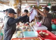 Blusukan ke Pasar Melati Ketapang, Ria Norsan Janji Tata Ulang Pasar Agar Lebih Megah