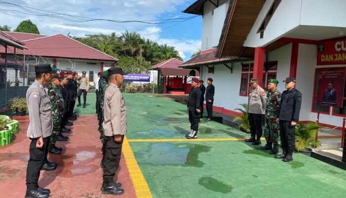 Rutan Sambas Gandeng TNI Polri Geledah Kamar Hunian WBP, Temukan Berbagai Barang Ini