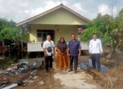 Terima Program Bedah Rumah, Warga Ketapang Berterimakasih ke Martin Rantan dan Farhan