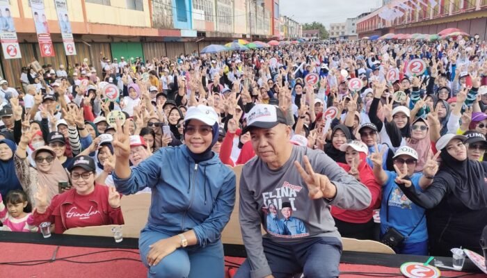 Ribuan Orang Antusias Ikuti Senam Sehat NKRI dan TERUJI di Sungai Pinyuh