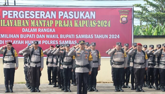 Kapolres Sambas Gelar Apel Pergeseran Pasukan untuk Pengamanan Pilkada 2024