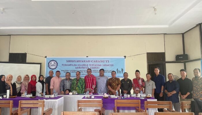 Ferdinan Syolihin Resmi Menjabat Ketua PKBI Kabupaten Sambas dalam Muscab VI