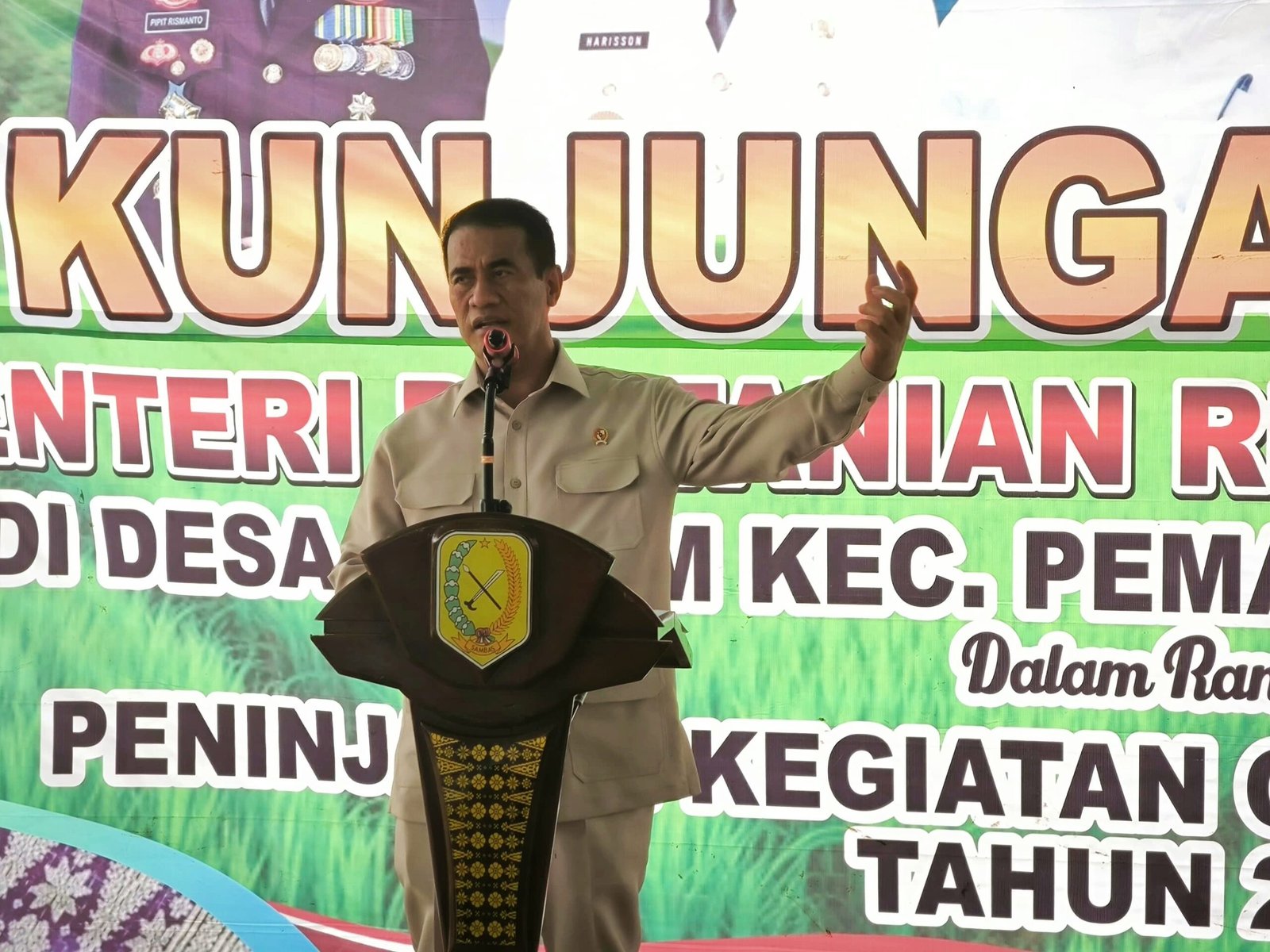 Menteri Pertanian RI Tinjau Optimalisasi Lahan di Sambas untuk Tangani Darurat Pangan