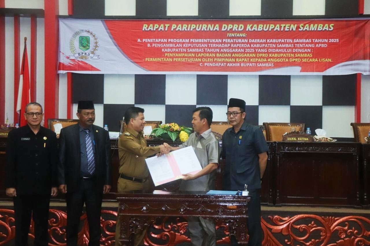 APBD Kabupaten Sambas TA 2025 disahkan dalam sidang paripurna, Senin 25 November 2024.
