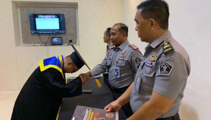 Lulus Program Diploma 1, Lima Narapidana Lapas Singkawang Diwisuda