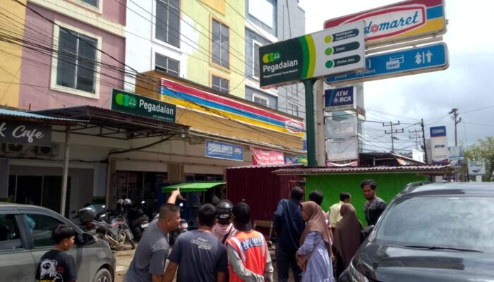 Begini Kronologi Tukang Cat Indomaret Sungai Pinyuh Tersengat Listrik Tegangan Tinggi