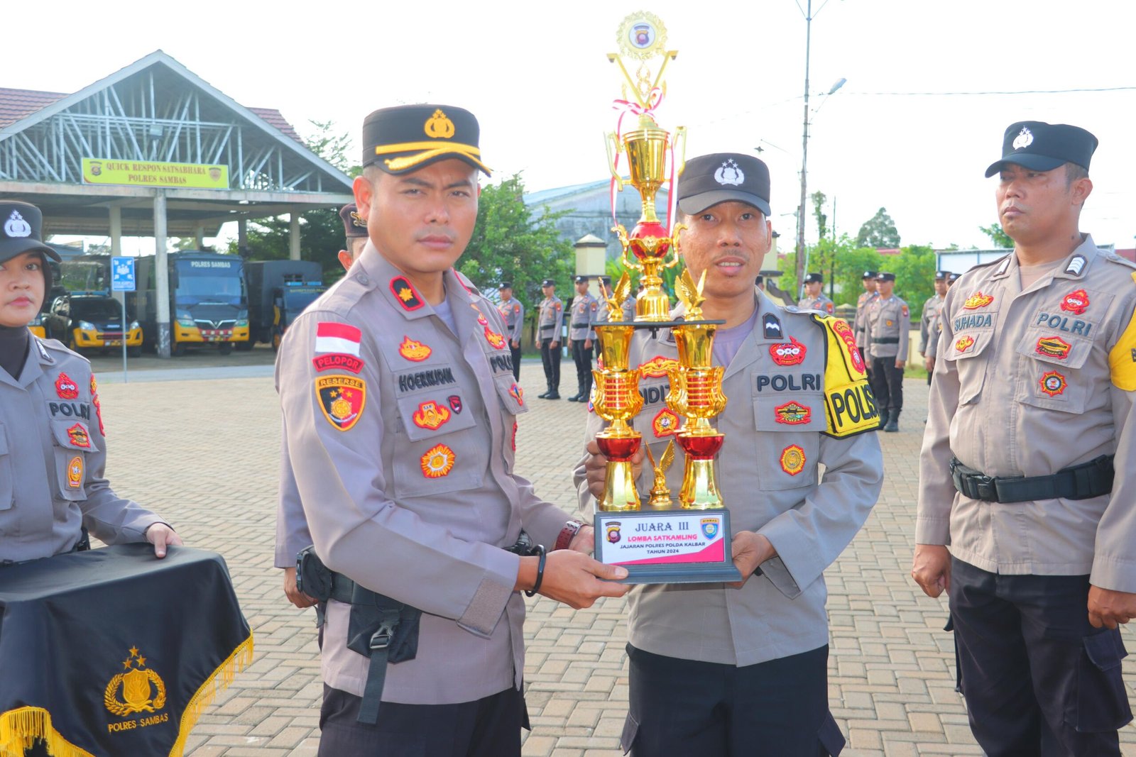 Siskamling Desa Sepinggan Raih Peringkat Tiga Terbaik se-Polda Kalbar