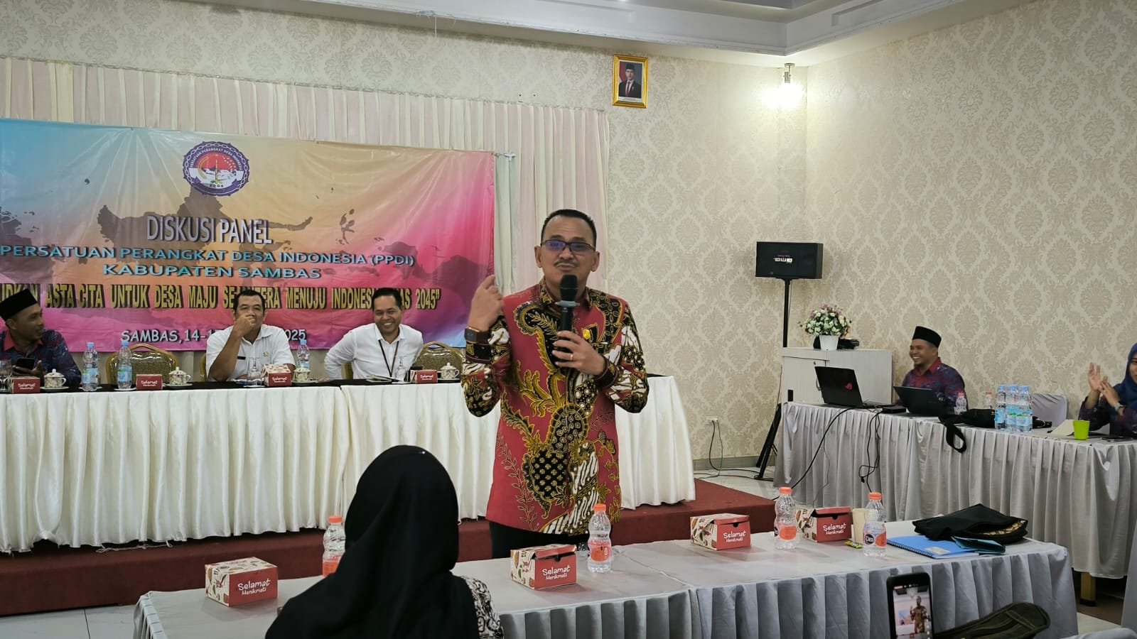 Wakil Ketua III DPRD Sambas Hadiri Rakerda PPDI, Tekankan Peran Perangkat Desa dalam Pembangunan
