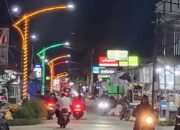 Aspirasi Wakil Ketua I DPRD Sambas, Tambah Tiang PJU Hias di Pasar Sekura