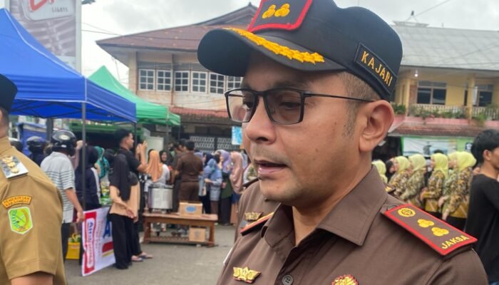 Setiap Selasa dan Kamis, Masyarakat Bisa Konsultasi Hukum Gratis di Pasar Sambas