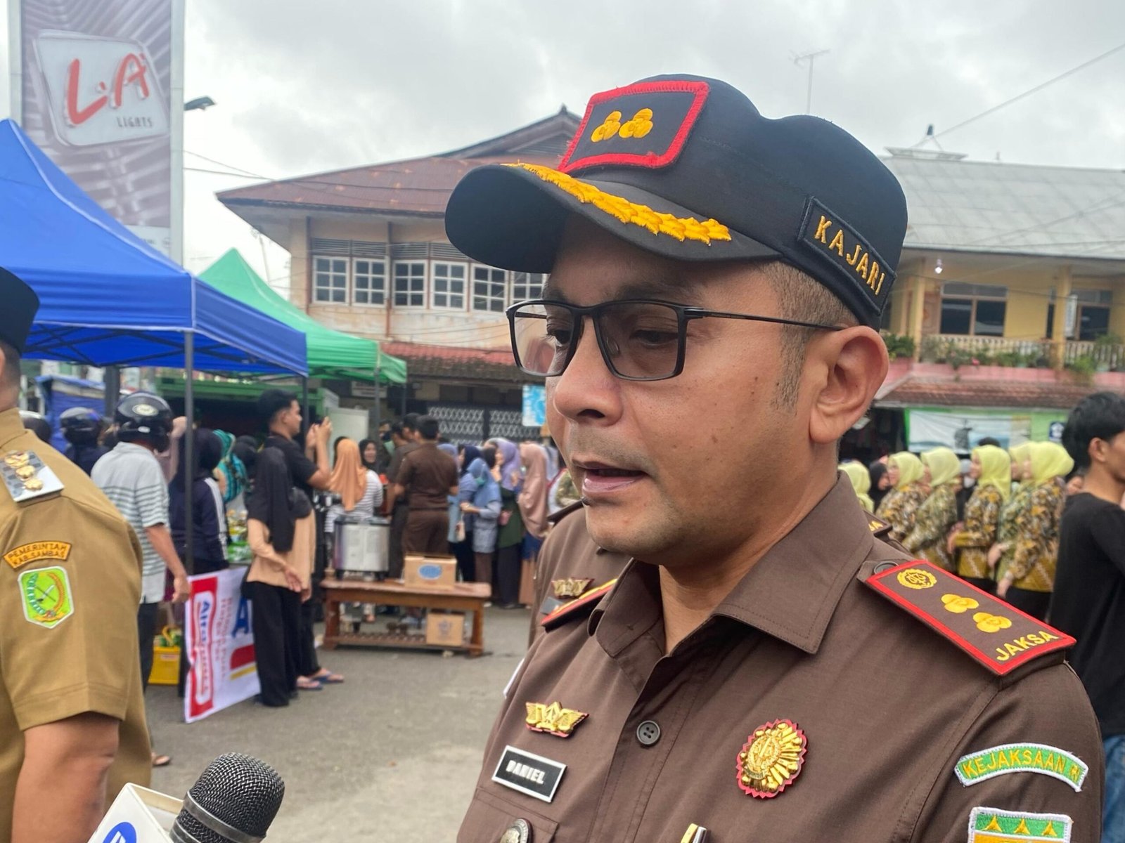 Kepala Kejaksaan Negeri Sambas, Daniel De Rozari.