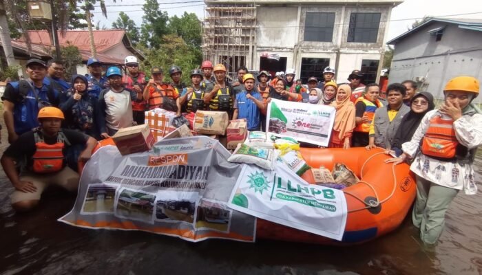 MDMC Mempawah Terus Lakukan Penanggulangan Bencana Banjir di Kabupaten Mempawah