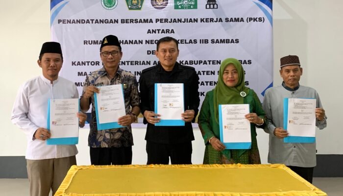 Rutan Sambas Teken Perjanjian Kerjasama dengan Kemenag Sambas, MUI Sambas, Muslimat NU Sambas, dan Persatuan Dzikir Maulid Tumuk Manggis