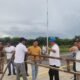 Sekda Sambas, Fery Madagaskar meninjau langsung persiapan open traffic Jembatan Sungai Sambas Besar, Sabtu 1 Maret 2025.