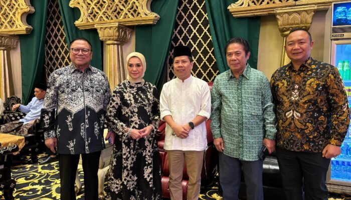 Bupati Sambas Satono Ikut Buka Buka Puasa Bersama Ketum Partai Hanura