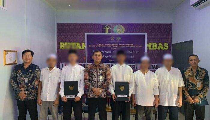 236 Warga Binaan Rutan Sambas Terima Remisi Idulfitri 1446 H