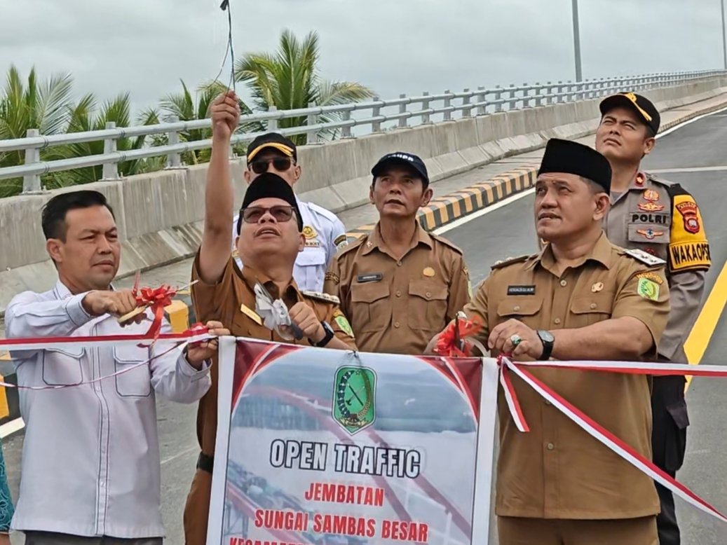 Ikut Pembukaan JSSB, Ketua DPRD Sambas Optimis Ekonomi Lokal Menguat
