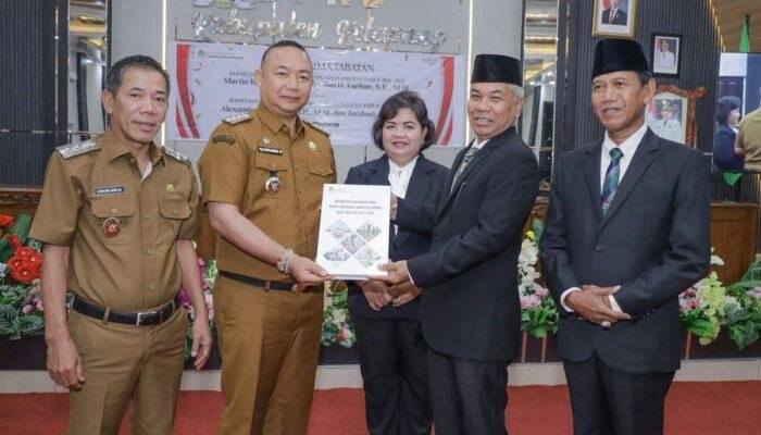 Serah Terima Jabatan Bupati dan Wakil Bupati Ketapang Periode 2025–2030 Berlangsung Khidmat