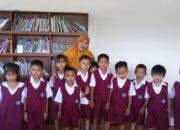 TK Negeri Satu Atap SDN 03 Sintete Kunjungi Tempat Edukatif di Kabupaten Sambas