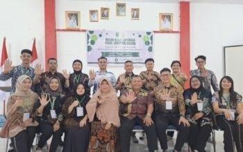 Camat Sajingan Besar Apresiasi Kegiatan KKL Magister Ilmu Ekonomi Untan