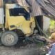 Dump truk menghantam bengkel dinamo usai terlibat kecelakaan di Jl Jurusan Pontianak, Kecamatan Sungai Pinyuh, Minggu 4 Mei 2025/Jejaring Kalbar