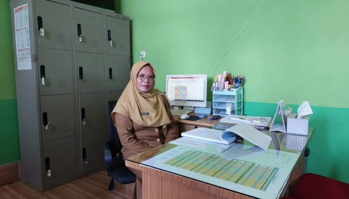 Kepsek Jumarni Soal PPDB SMPN 1 Sungai Pinyuh: Daya Tampung Kita 224 Orang