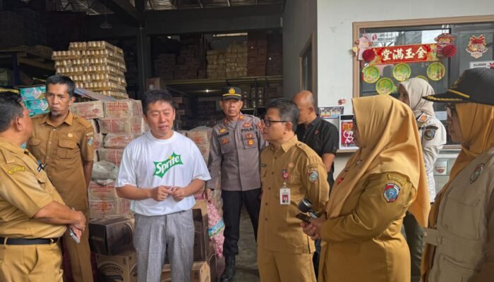 Jelang Iduladha, Disperindagnaker Mempawah Sidak Ketersediaan dan Harga Bapokting