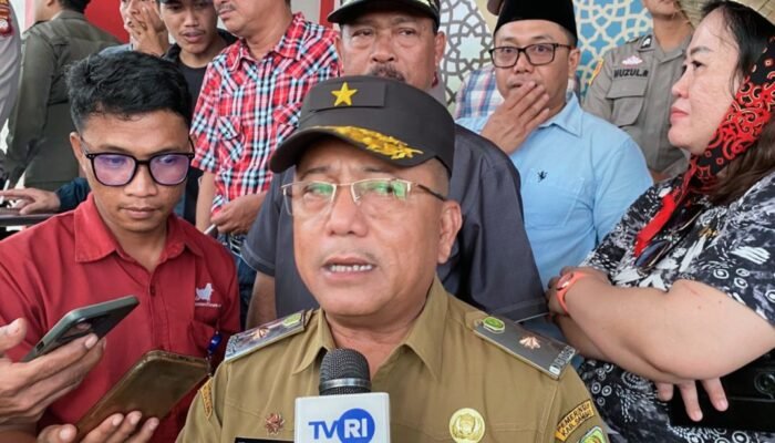 Demo Buruh 1 Mei 2025 di Sambas Hasilkan Tiga Kesepakatan Penting