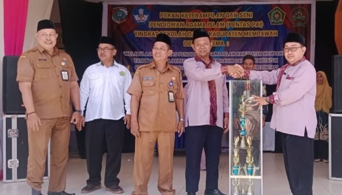 Kecamatan Sungai Pinyuh Raih Juara Umum Pentas PAI Tingkat Kabupaten