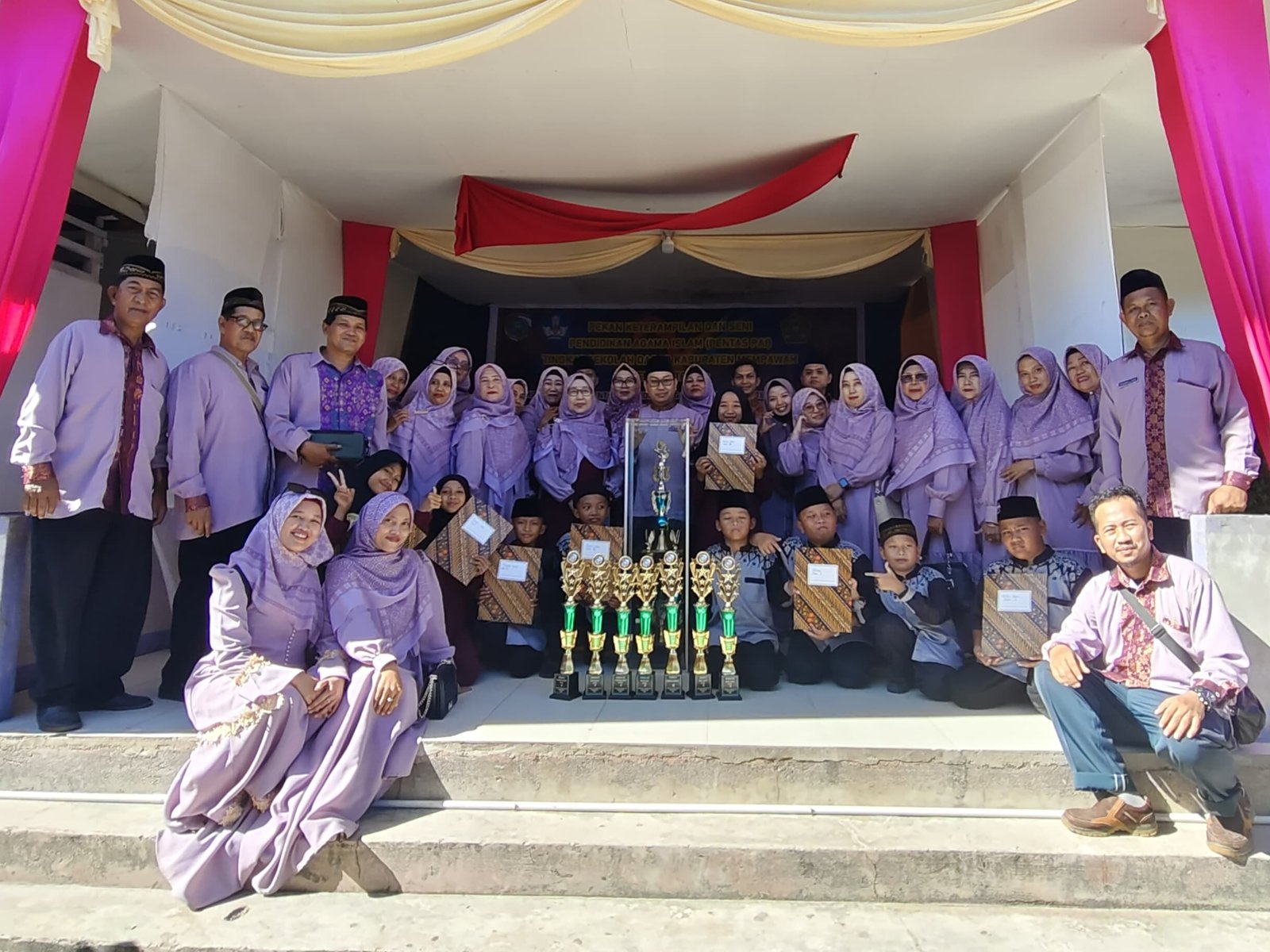 Kecamatan Sungai Pinyuh Raih Juara Umum Pentas PAI Tingkat Kabupaten